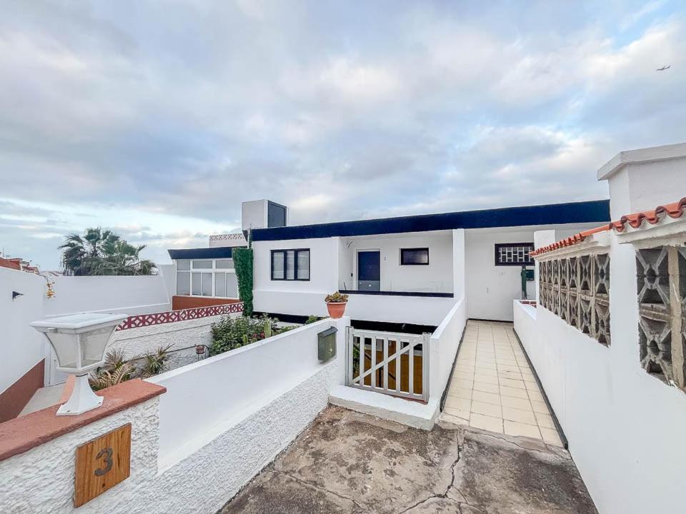 El Bunker Luxury Suite En Playa Del Hombre Con Vista Al Mar Exterior photo